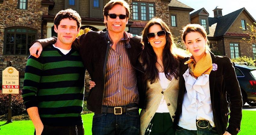 Фильм Успеть за Джонсами (2016) онлайн