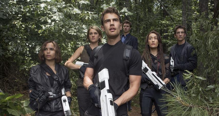 Дивергент глава 3: За стеной (США) полная версия смотреть бесплатно