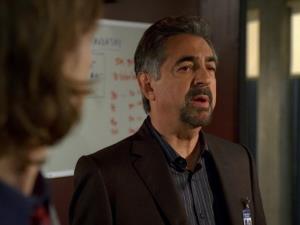 Мыслить как преступник (Criminal Minds) 3 сезон 15 серия все серии подряд онлайн бесплатно