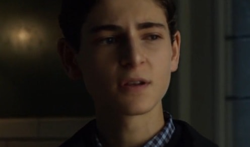 Смотреть сериал Готэм (Gotham) (2014) 3 сезон 19 серия в хорошем качестве онлайн