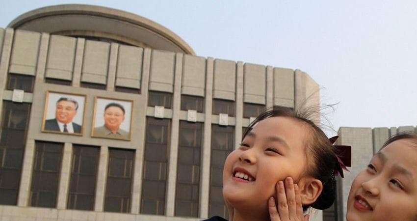 Фильм В лучах солнца 2015 смотреть онлайн в качество 1080 HD или 4K