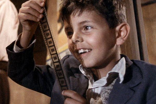 Смотреть Фильм Дом напротив (США) в отличном качестве