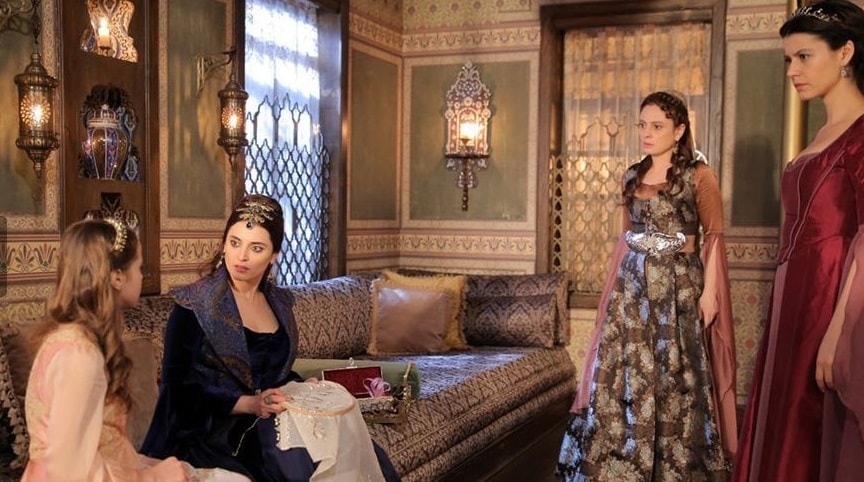 Смотреть сериал Великолепный век. Империя Кёсем (2015) 1 сезон 28 серия без рекламы в HD