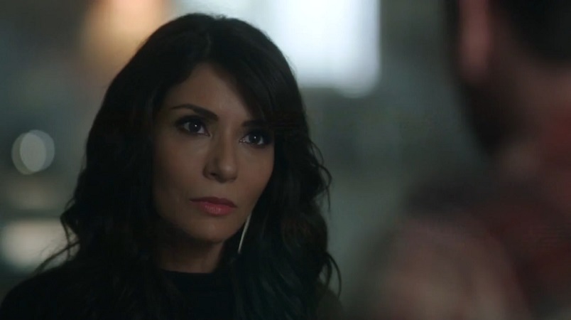 Смотреть сериал Ривердэйл (Riverdale) (2017) 1 сезон 9 серия без рекламы в HD