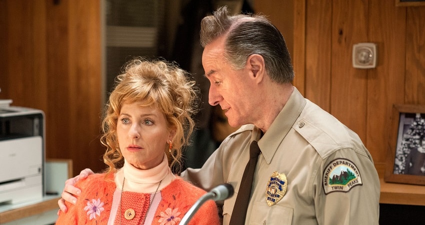 Сериал Твин Пикс (1 сезон, 1 серия) смотреть бесплатно онлайн