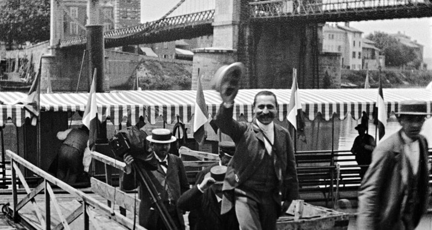 Cмотреть Фильм Люмьеры! (Франция) 2016 онлайн бесплатно