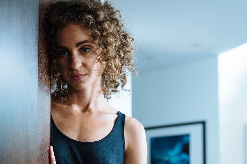 Сериал Ты, Я, Она (You Me Her) 3 сезон 4 серия смотреть онлайн бесплатно в хорошем качестве