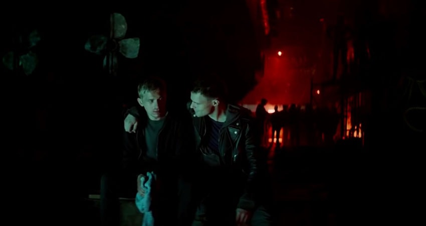 На районе (Россия) 2018 смотреть в HD 1080 без регистрации