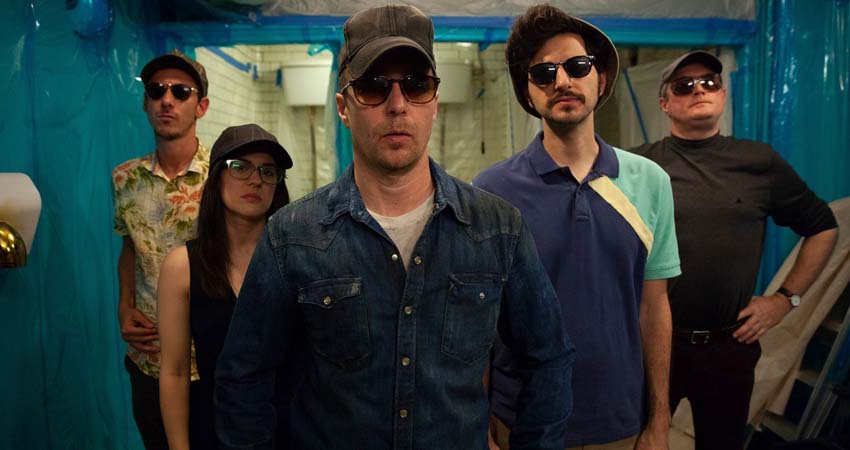 Голубая игуана) (2018) смотреть онлайн бесплатно в хорошем качестве