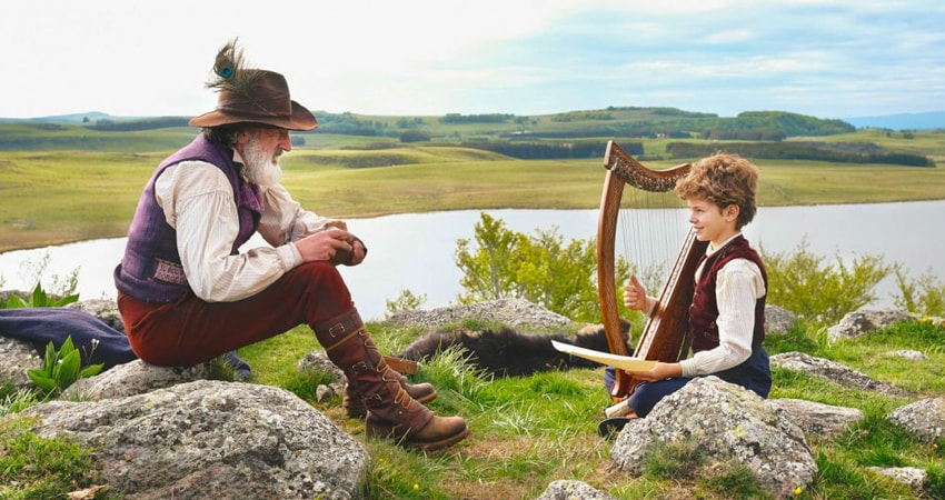 Смотреть Фильм Без семьи (Франция) 2019 в хорошем качестве онлайн