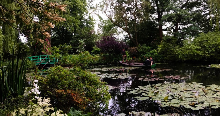 Фильм Клод Моне: Магия воды и света (2019) в 4K UHD и HD смотреть онлайн бесплатно