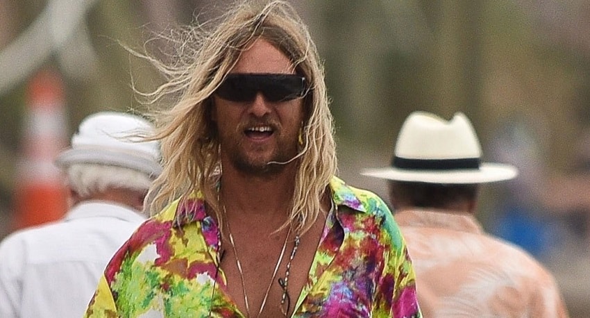 Пляжный бездельник (США) 2019 смотреть онлайн на телефоне бесплатно