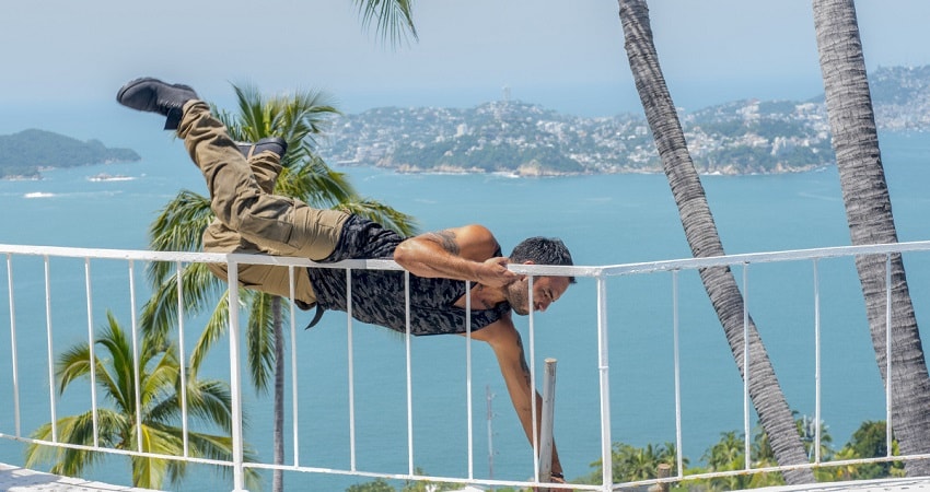 Добро пожаловать в Акапулько (Болгария) 2019 смотреть в 4K качестве онлайн