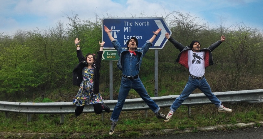 Смотреть Фильм Ослепленный светом (2019) без рекламы в HD