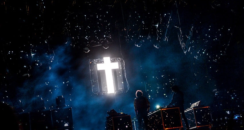 IRIS: A Space Opera by Justice (Франция) 2019 смотреть онлайн в хорошем качестве